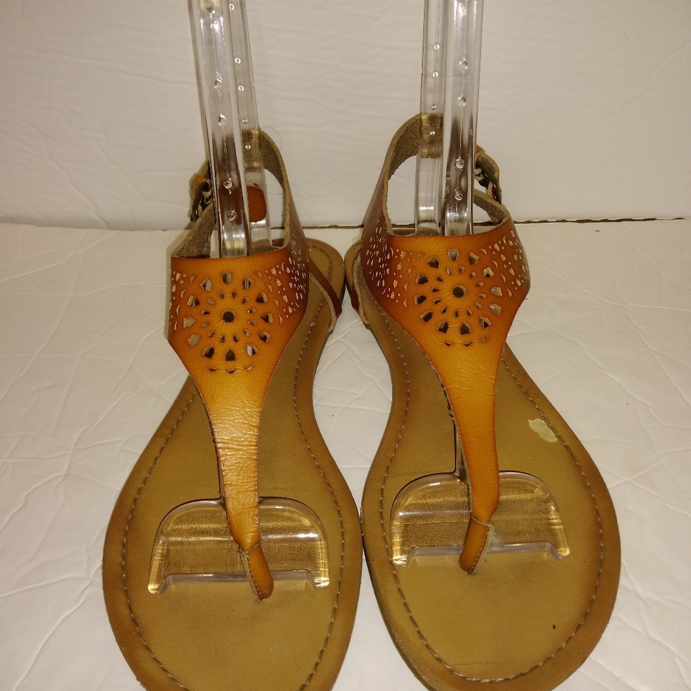 Austin Trading Company Sandals Size 8 Thongs